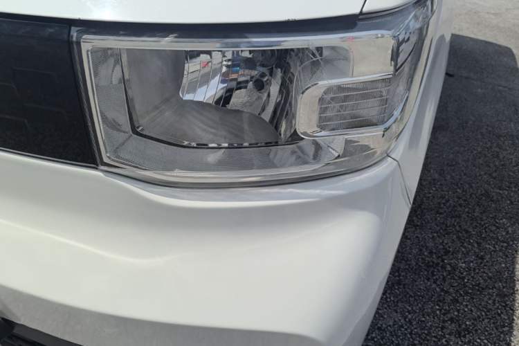 Used Wuling Hongguang MINIEV 2020 Zizai Version Lithium-NMC Left Front Headlight