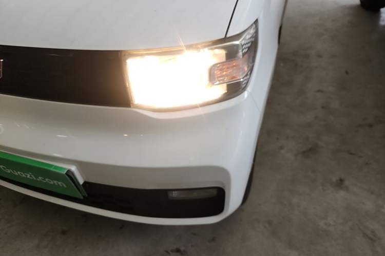 Used Wuling Hongguang MINIEV 2020 Freedom Version Lithium Iron Phosphate Left Front Headlight