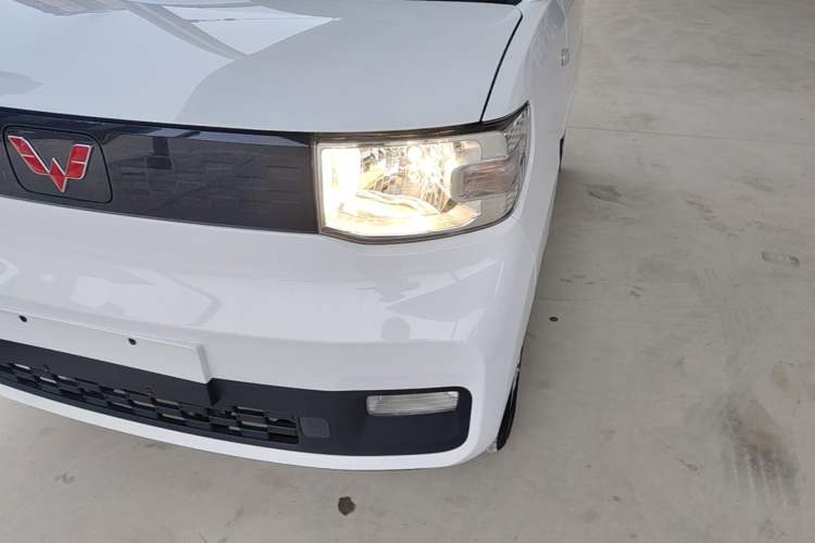 Used Wuling Hongguang MINIEV 2020 Enjoyment Model Lithium Iron Phosphate Left Front Headlight