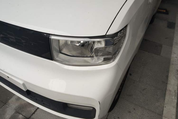 Used Wuling Hongguang MINIEV 2020 Freedom Version Lithium Iron Phosphate Left Front Headlight