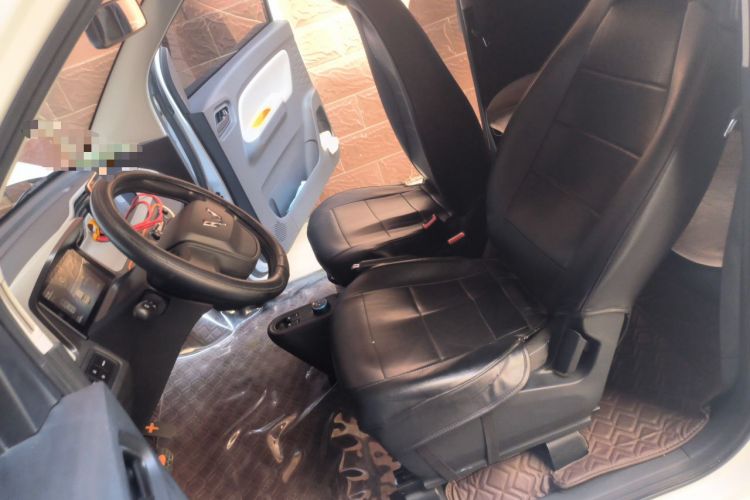 Used Wuling Hongguang MINIEV 2020 Freedom Version Lithium Iron Phosphate Left Front Seat