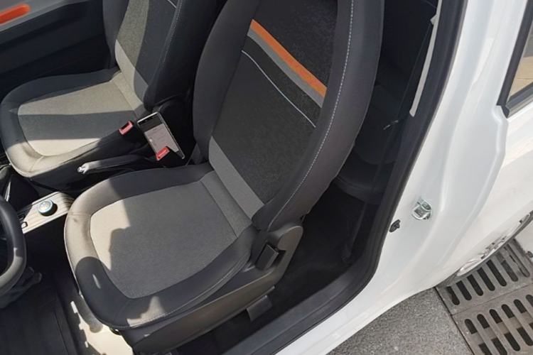 Used Wuling Hongguang MINIEV 2020 Enjoyment Model Lithium Iron Phosphate Left Front Seat