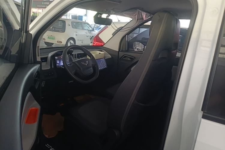 Used Wuling Hongguang MINIEV 2020 Freedom Version Lithium Iron Phosphate Left Front Seat