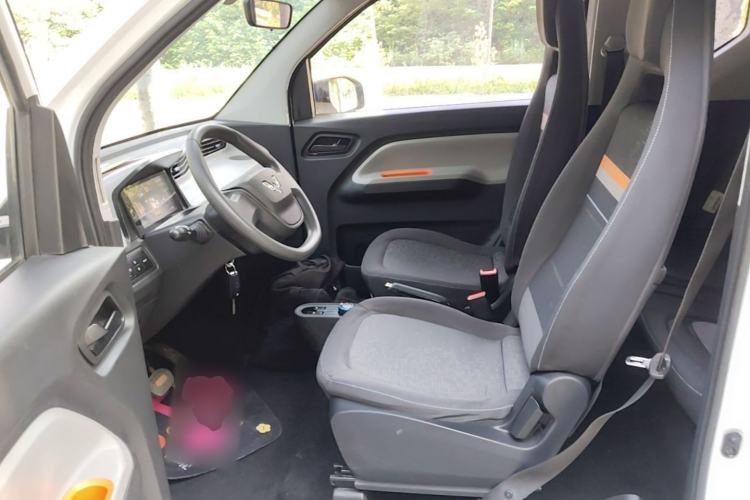 Used Wuling Hongguang MINIEV 2020 Freedom Version Lithium Iron Phosphate Left Front Seat