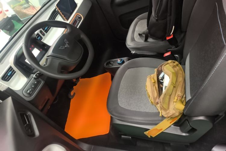Used Wuling Hongguang MINIEV 2020 Easy Version Lithium-Ion Battery Left Front Seat