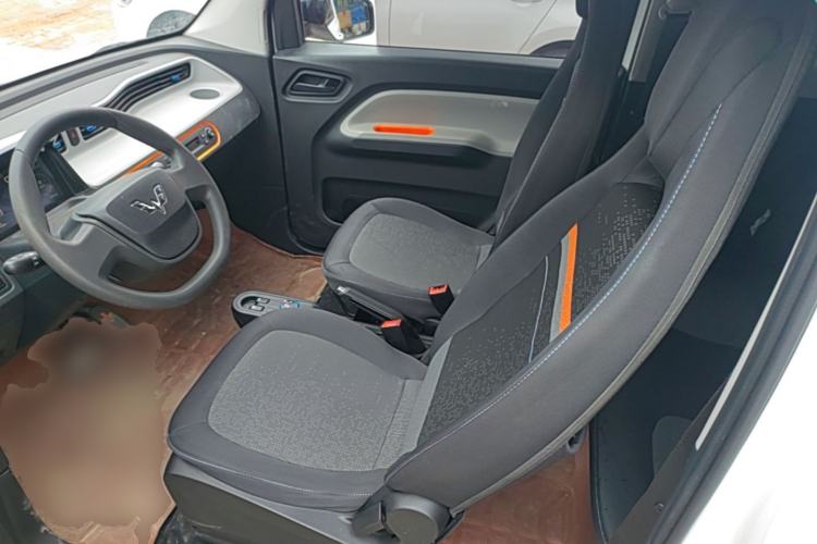 Used Wuling Hongguang MINIEV 2020 Freedom Version Lithium Iron Phosphate Left Front Seat