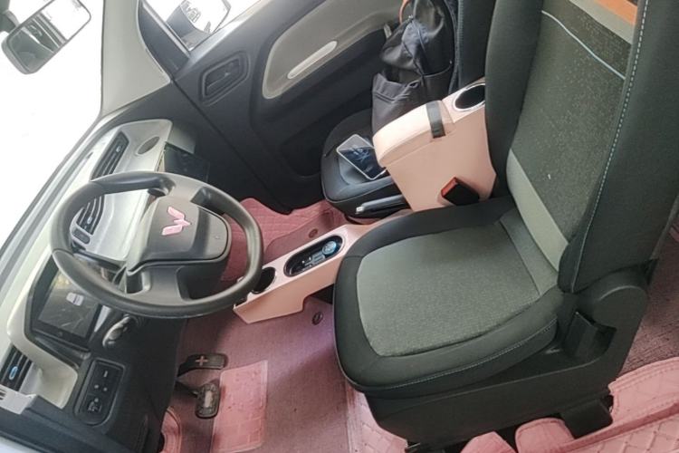 Used Wuling Hongguang MINIEV 2020 Enjoyment Model Lithium Iron Phosphate Left Front Seat