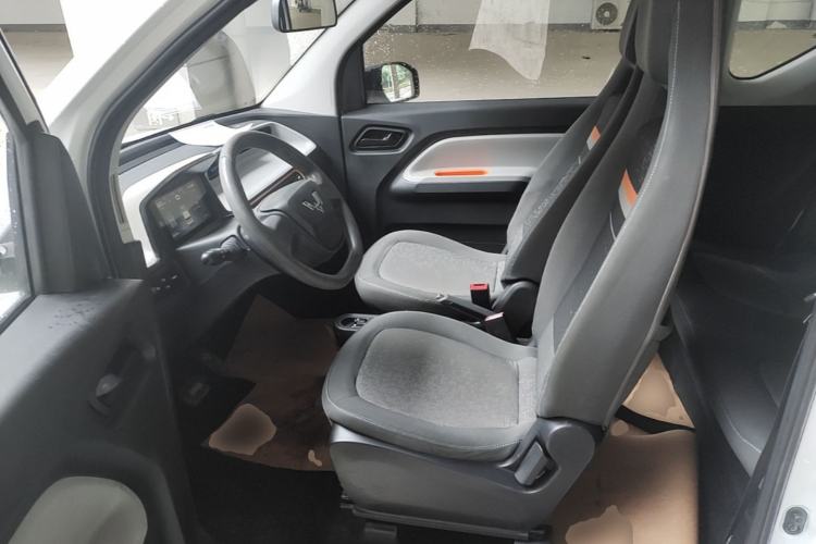 Used Wuling Hongguang MINIEV 2020 Freedom Version Lithium Iron Phosphate Left Front Seat