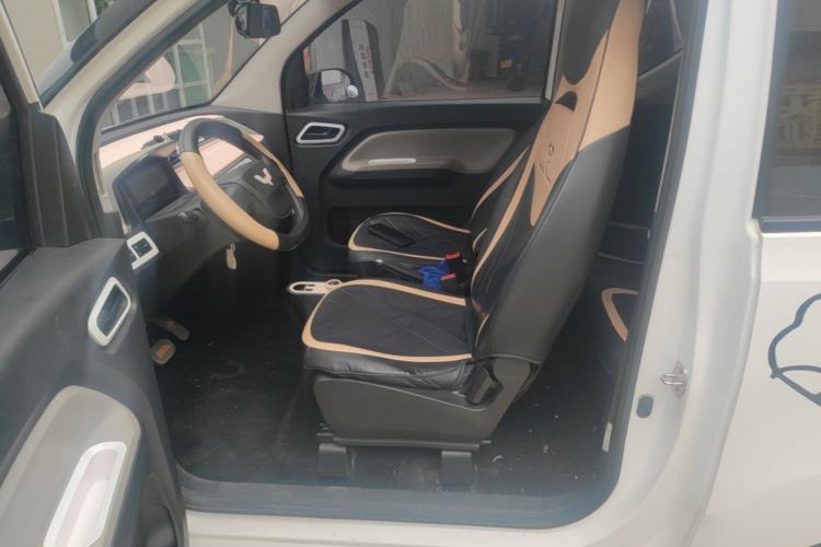 Used Wuling Hongguang MINIEV 2020 Freedom Version Lithium Iron Phosphate Left Front Seat