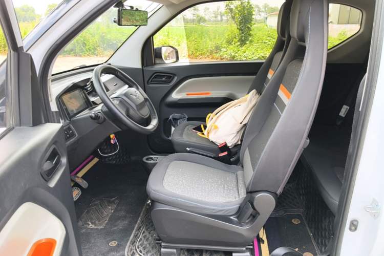 Used Wuling Hongguang MINIEV 2020 Enjoyment Model Lithium Iron Phosphate Left Front Seat