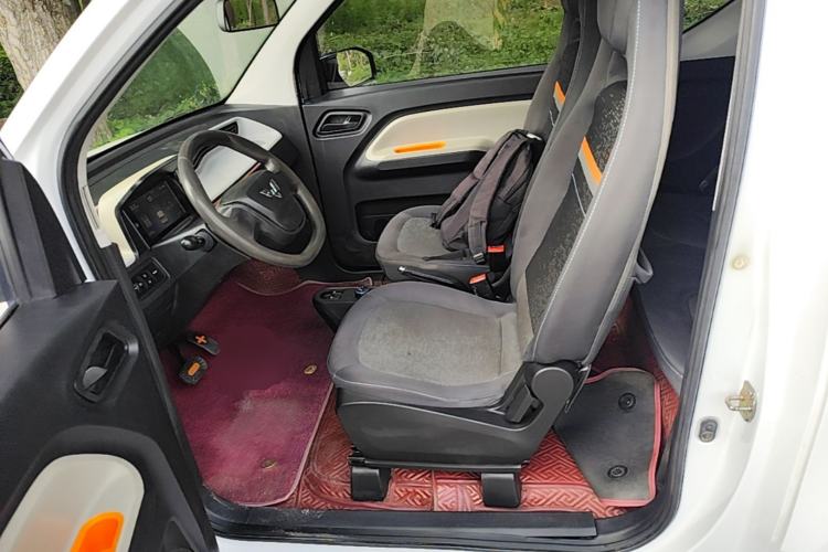Used Wuling Hongguang MINIEV 2020 Freedom Version Lithium Iron Phosphate Left Front Seat