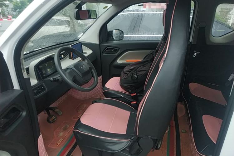 Used Wuling Hongguang MINIEV 2020 Freedom Version Lithium Iron Phosphate Left Front Seat