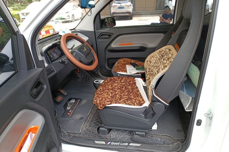 Used Wuling Hongguang MINIEV 2020 Enjoy Edition Lithium-Ion Battery Left Front Seat