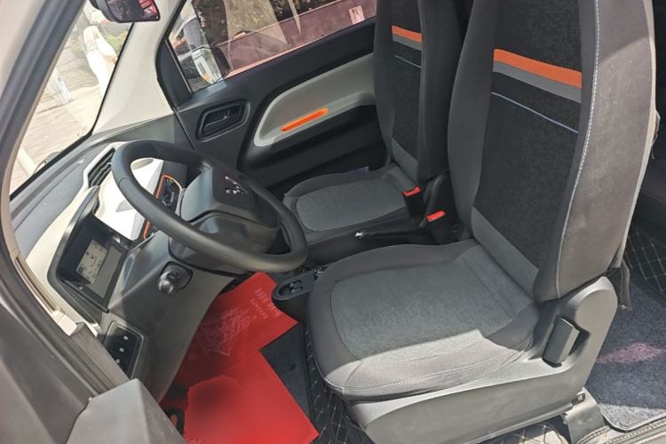 Used Wuling Hongguang MINIEV 2020 Freedom Version Lithium Iron Phosphate Left Front Seat