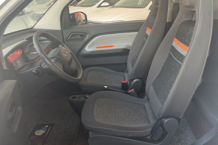 Used Wuling Hongguang MINIEV 2020 Freedom Version Lithium Iron Phosphate Left Front Seat
