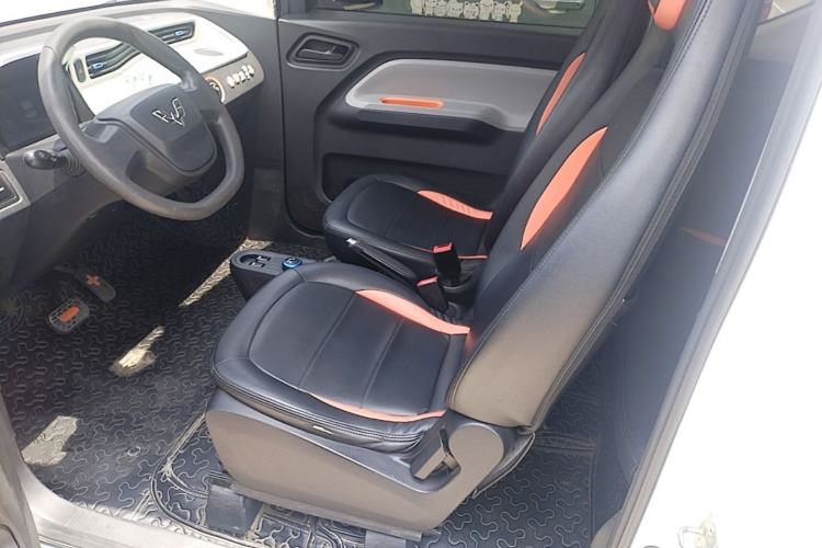 Used Wuling Hongguang MINIEV 2020 Freedom Version Lithium Iron Phosphate Left Front Seat