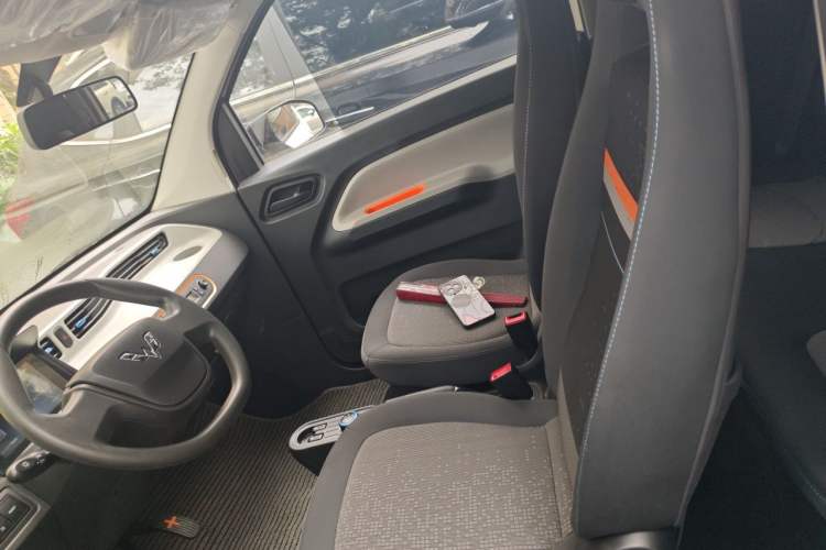 Used Wuling Hongguang MINIEV 2020 Enjoyment Model Lithium Iron Phosphate Left Front Seat