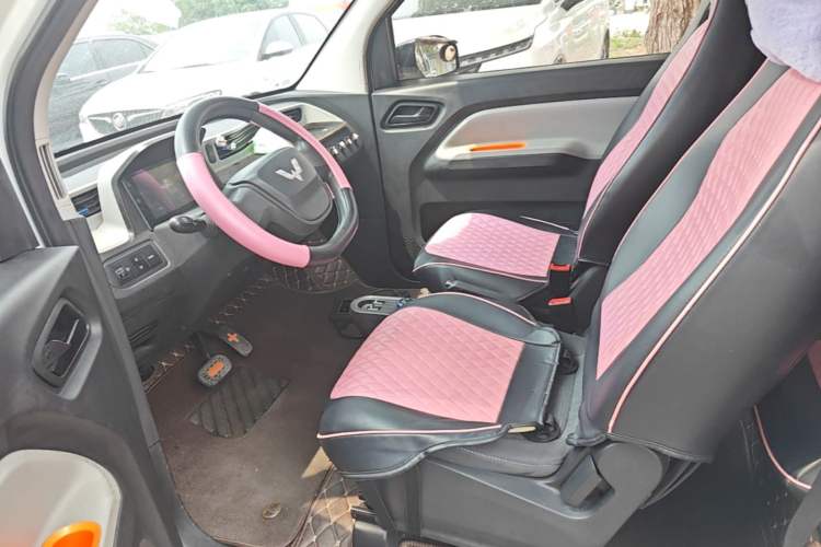 Used Wuling Hongguang MINIEV 2020 Freedom Version Lithium Iron Phosphate Left Front Seat