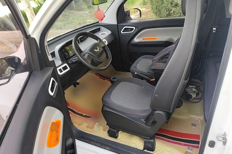 Used Wuling Hongguang MINIEV 2020 Freedom Version Lithium Iron Phosphate Left Front Seat