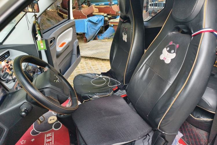 Used Wuling Hongguang MINIEV 2020 Enjoyment Model Lithium Iron Phosphate Left Front Seat
