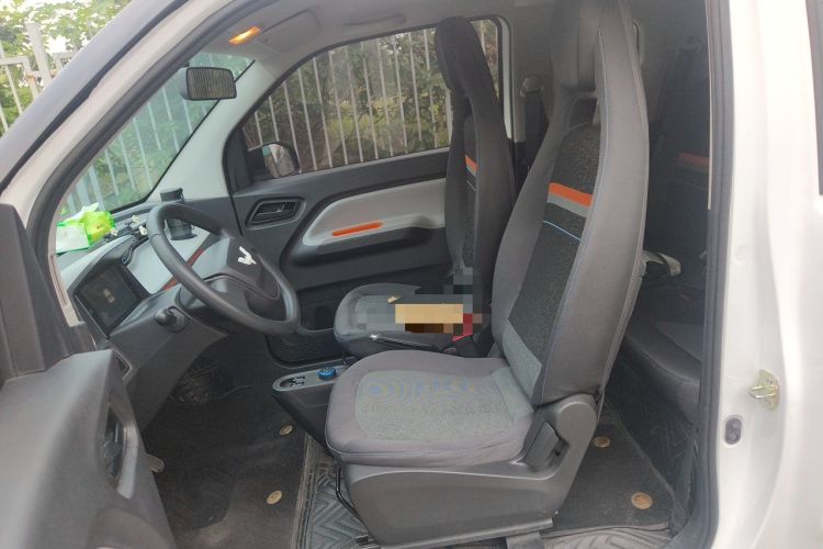 Used Wuling Hongguang MINIEV 2020 Enjoyment Model Lithium Iron Phosphate Left Front Seat