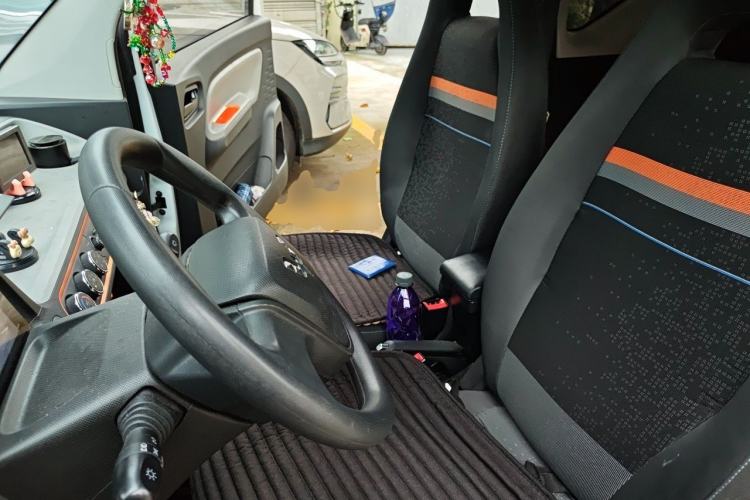 Used Wuling Hongguang MINIEV 2020 Zizai Version Lithium-NMC Left Front Seat