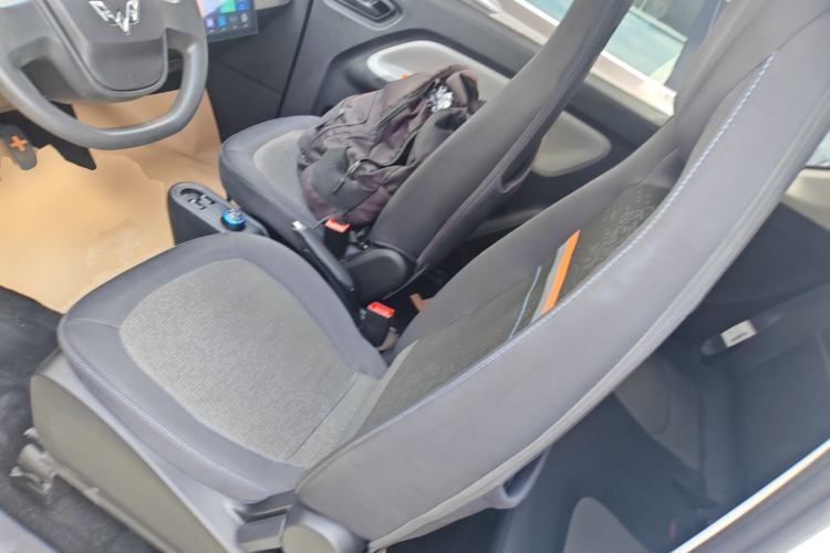 Used Wuling Hongguang MINIEV 2020 Freedom Version Lithium Iron Phosphate Left Front Seat