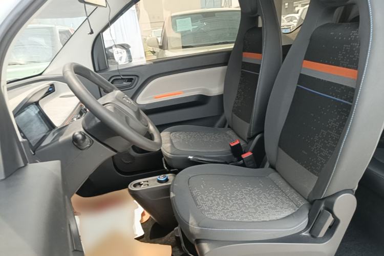 Used Wuling Hongguang MINIEV 2020 Zizai Version Lithium-NMC Left Front Seat