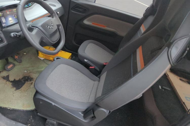Used Wuling Hongguang MINIEV 2020 Zizai Version Lithium-NMC Left Front Seat