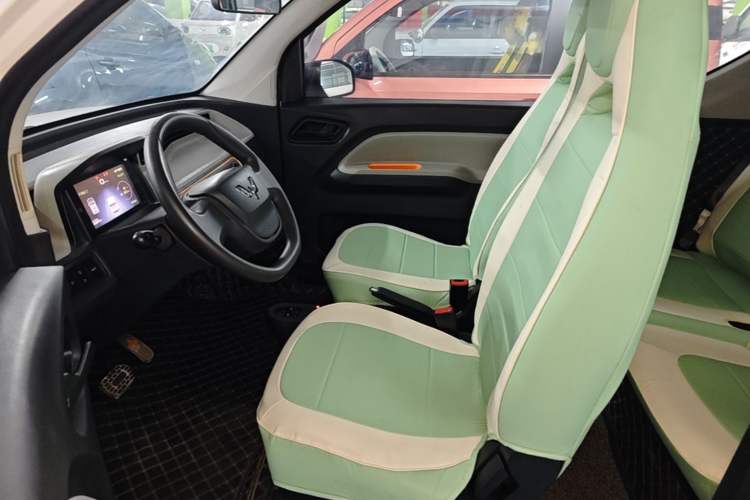Used Wuling Hongguang MINIEV 2020 Enjoy Edition Lithium-Ion Battery Left Front Seat