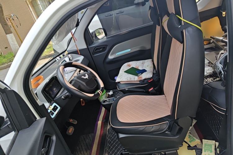 Used Wuling Hongguang MINIEV 2020 Freedom Version Lithium Iron Phosphate Left Front Seat