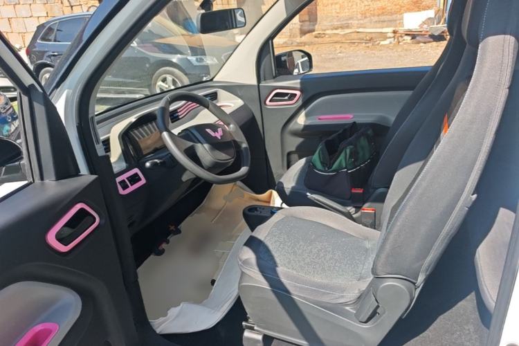 Used Wuling Hongguang MINIEV 2020 Freedom Version Lithium Iron Phosphate Left Front Seat