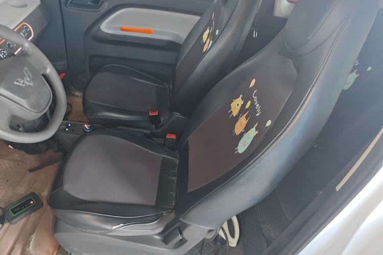 Used Wuling Hongguang MINIEV 2020 Freedom Version Lithium Iron Phosphate Left Front Seat