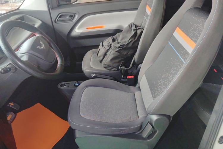 Used Wuling Hongguang MINIEV 2020 Freedom Version Lithium Iron Phosphate Left Front Seat