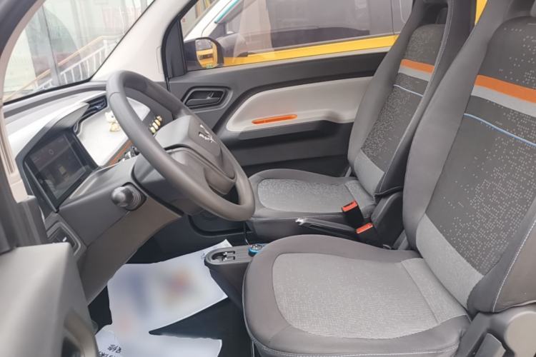 Used Wuling Hongguang MINIEV 2020 Enjoyment Model Lithium Iron Phosphate Left Front Seat