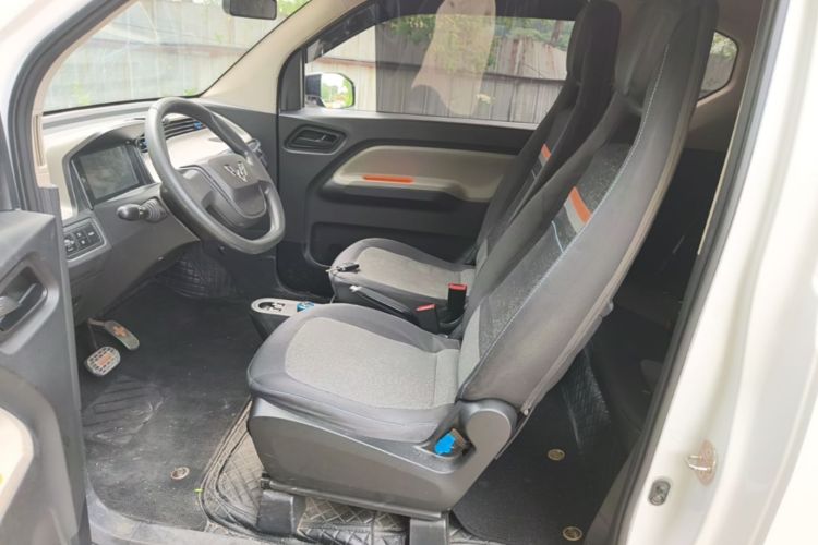 Used Wuling Hongguang MINIEV 2020 Freedom Version Lithium Iron Phosphate Left Front Seat