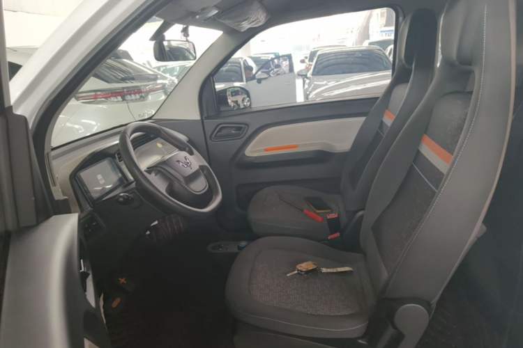 Used Wuling Hongguang MINIEV 2020 Enjoyment Model Lithium Iron Phosphate Left Front Seat