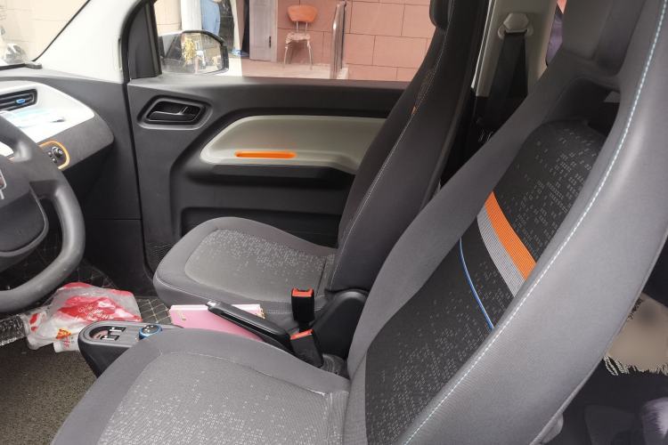 Used Wuling Hongguang MINIEV 2020 Freedom Version Lithium Iron Phosphate Left Front Seat