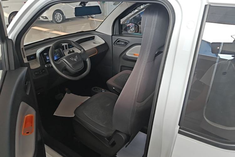 Used Wuling Hongguang MINIEV 2020 Enjoyment Model Lithium Iron Phosphate Left Front Seat