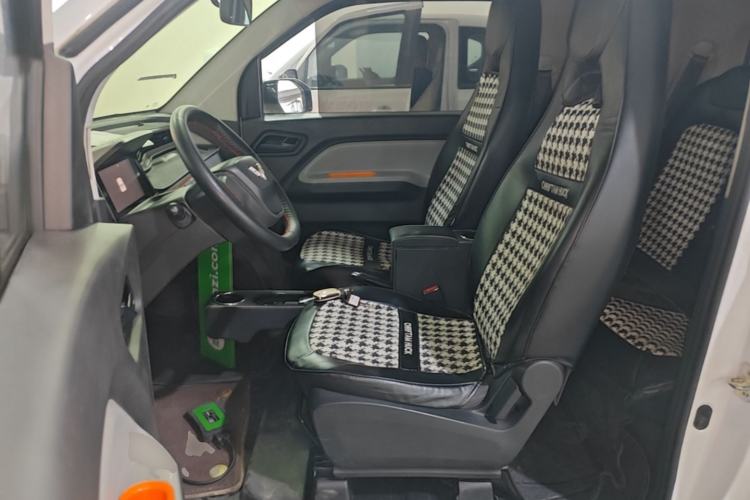 Used Wuling Hongguang MINIEV 2020 Enjoyment Model Lithium Iron Phosphate Left Front Seat