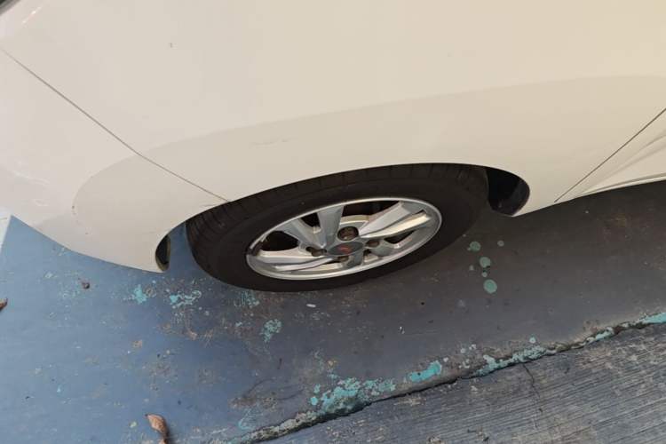 Used Wuling Hongguang MINIEV 2020 Enjoy Edition Lithium-Ion Battery Left Front Wheel Hub