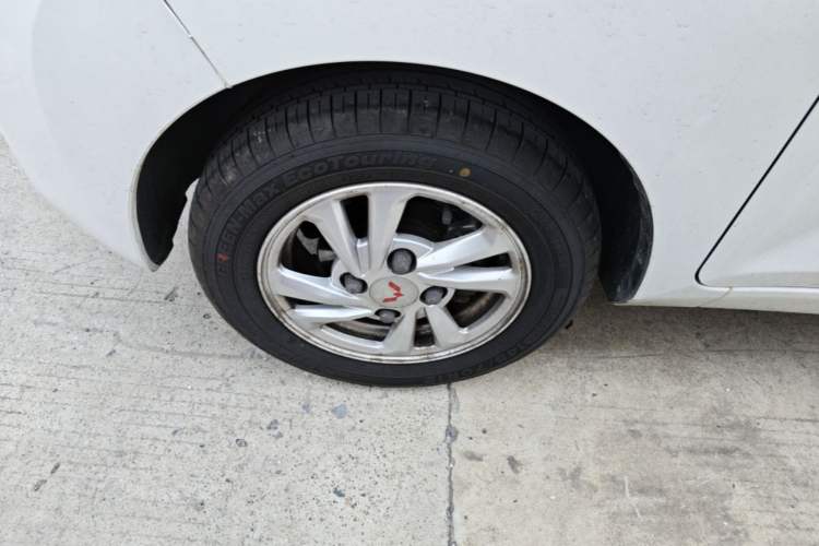 Used Wuling Hongguang MINIEV 2020 Enjoyment Model Lithium Iron Phosphate Left Front Wheel Hub