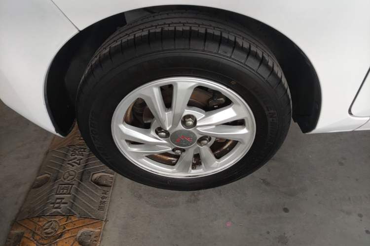 Used Wuling Hongguang MINIEV 2020 Enjoyment Model Lithium Iron Phosphate Left Front Wheel Hub