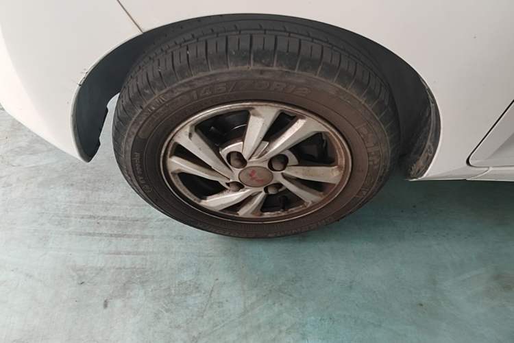 Used Wuling Hongguang MINIEV 2020 Enjoyment Model Lithium Iron Phosphate Left Front Wheel Hub
