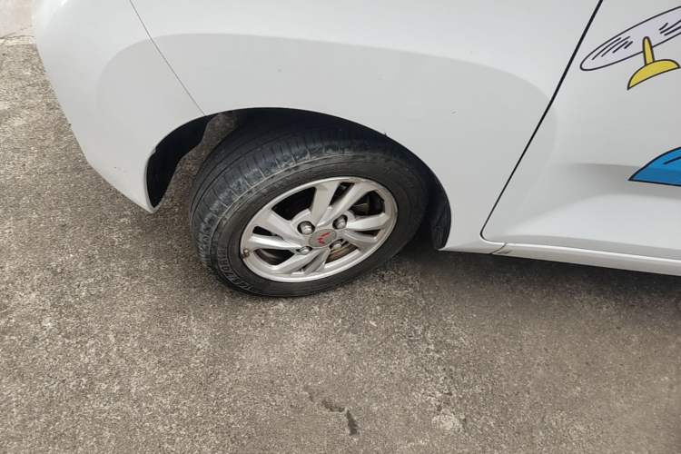 Used Wuling Hongguang MINIEV 2020 Enjoyment Model Lithium Iron Phosphate Left Front Wheel Hub