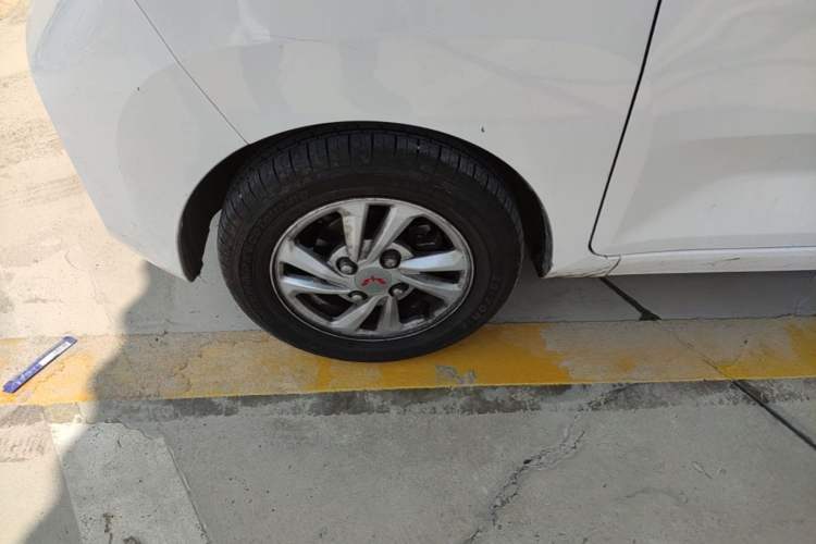 Used Wuling Hongguang MINIEV 2020 Enjoyment Model Lithium Iron Phosphate Left Front Wheel Hub