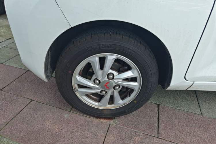 Used Wuling Hongguang MINIEV 2020 Enjoyment Model Lithium Iron Phosphate Left Front Wheel Hub