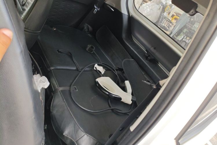 Used Wuling Hongguang MINIEV 2020 Freedom Version Lithium Iron Phosphate Left Rear Seat