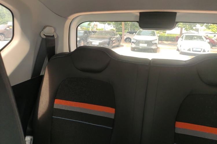 Used Wuling Hongguang MINIEV 2020 Freedom Version Lithium Iron Phosphate Left Rear Seat