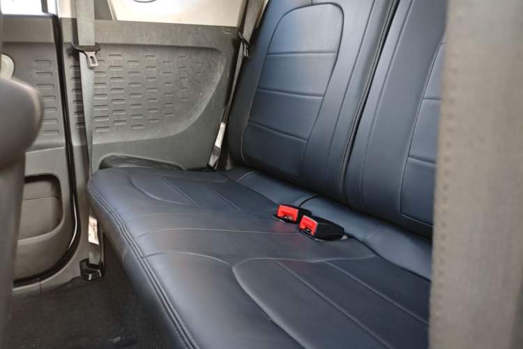 Used Wuling Hongguang MINIEV 2020 Enjoyment Model Lithium Iron Phosphate Left Rear Seat